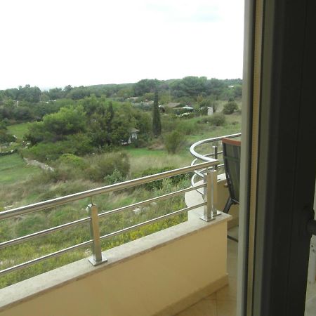 פרמנטורה Bentley - Sea-View - 2 Bedroom Apartment מראה חיצוני תמונה