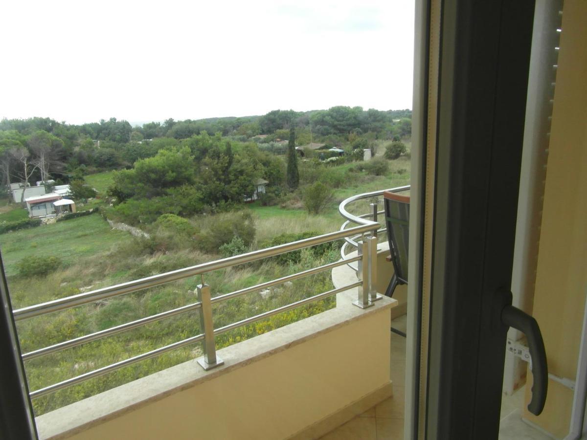 פרמנטורה Bentley - Sea-View - 2 Bedroom Apartment מראה חיצוני תמונה