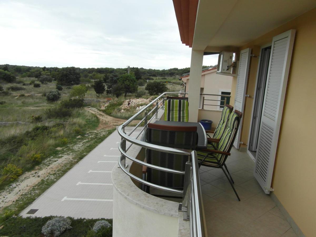 פרמנטורה Bentley - Sea-View - 2 Bedroom Apartment מראה חיצוני תמונה