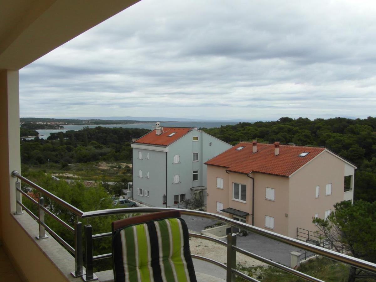 פרמנטורה Bentley - Sea-View - 2 Bedroom Apartment מראה חיצוני תמונה