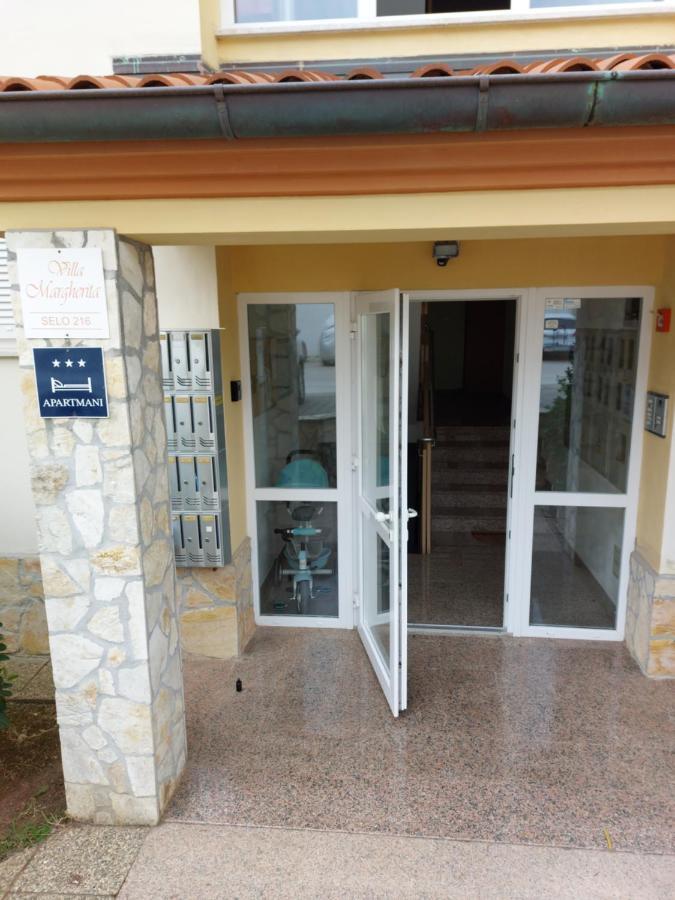 פרמנטורה Bentley - Sea-View - 2 Bedroom Apartment מראה חיצוני תמונה
